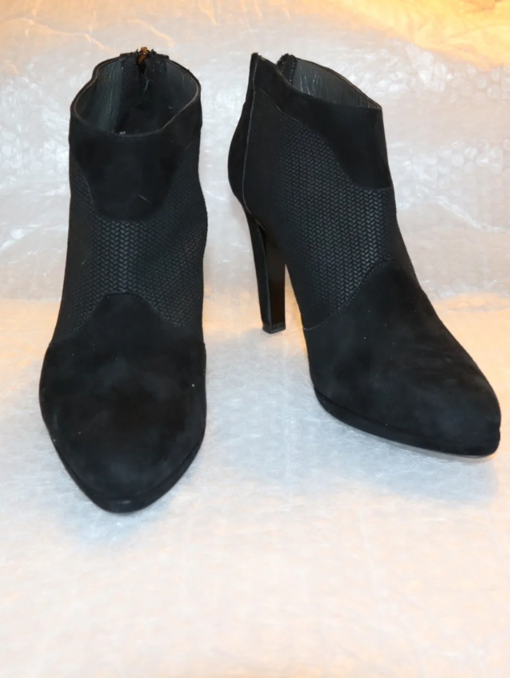 Peter Kaiser Black  PATRINA low ankle boots Size 5.5‎